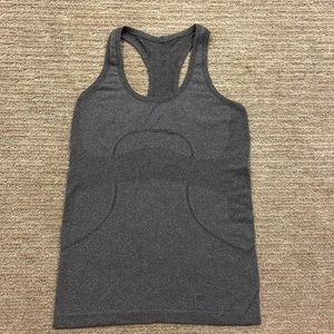 LULULEMON Old Swiftly Tech Size 6 Grey